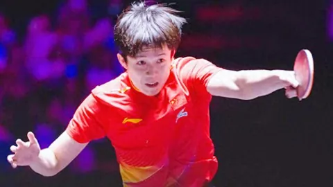 横琴马拉松影像付费引热议，参赛者疑问与主办方回应交锋